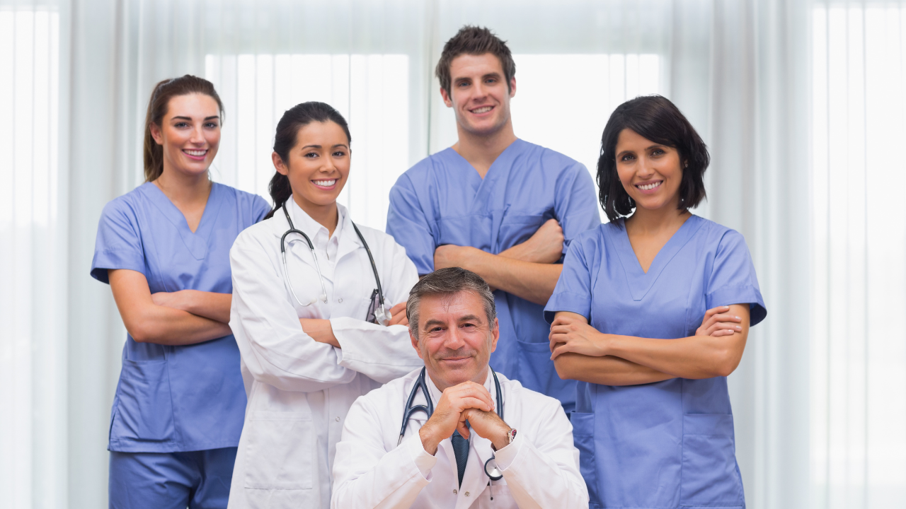 Governo anuncia 3 mil novas bolsas de residência médica